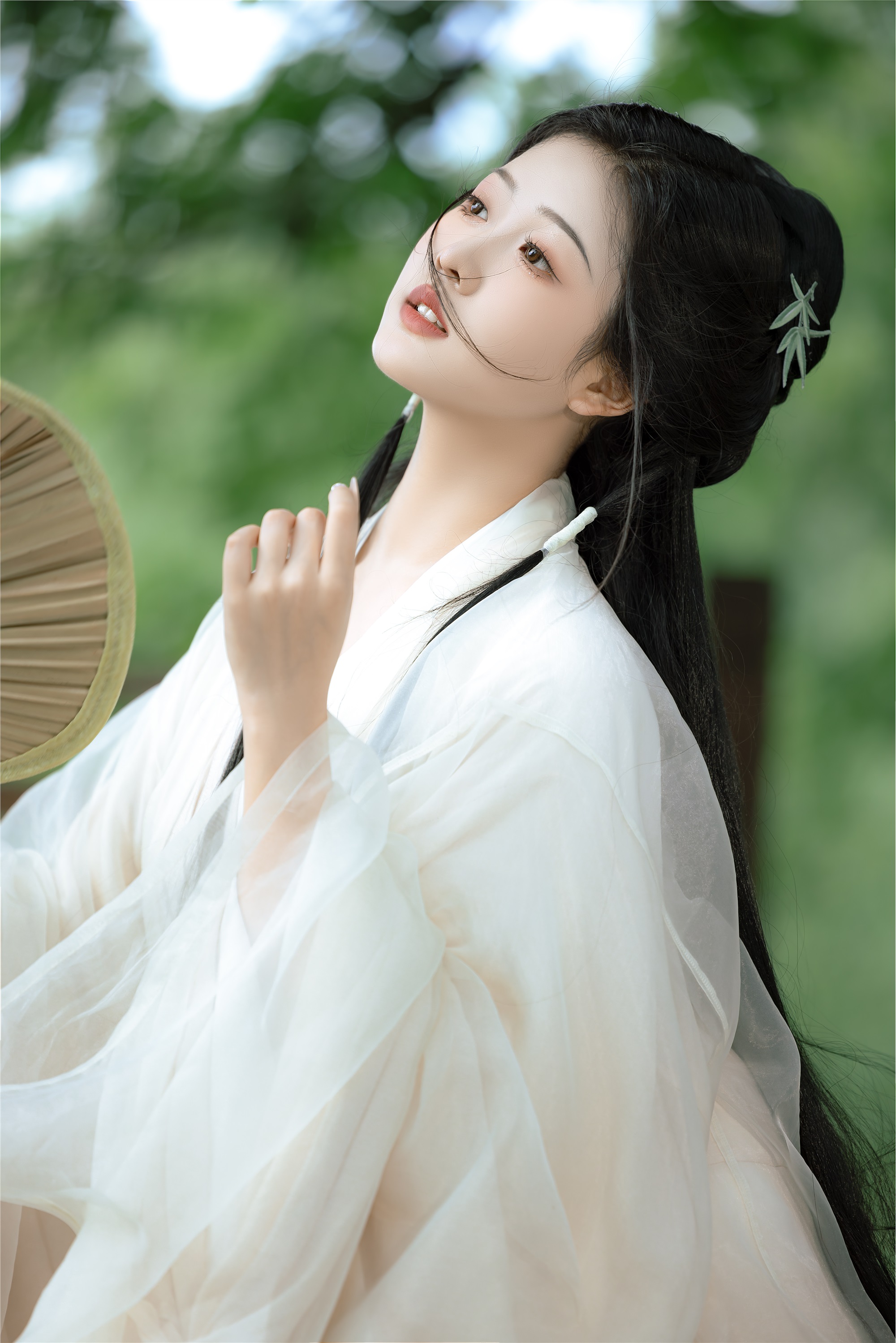 YITUYU艺图语 2025.01.26 夏日的风 若韵